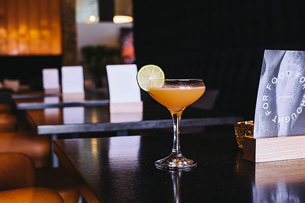 woodside bar and lounge